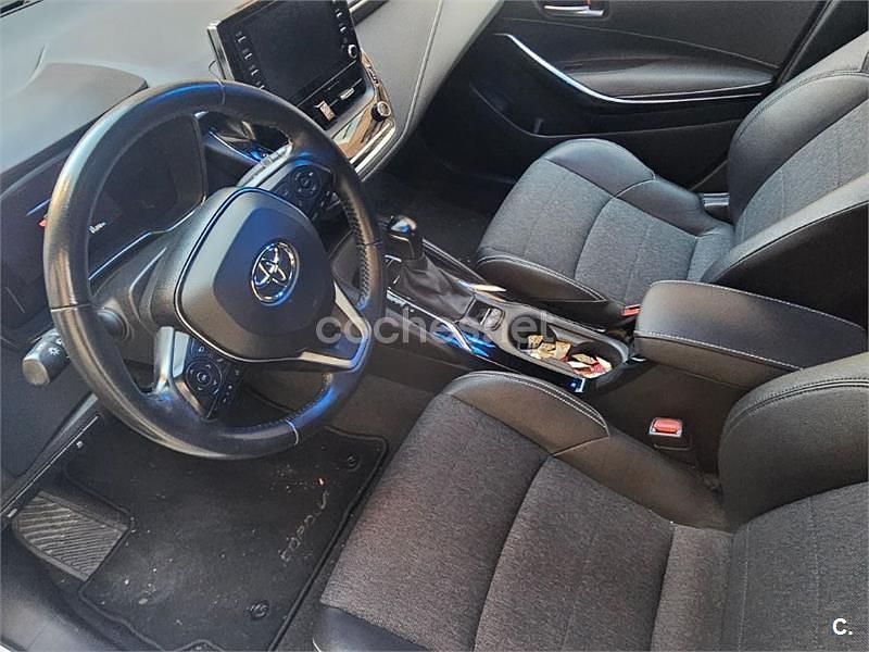 Usado Toyota Corolla Sport 122 CV (89 kW) 2021 Blanco Familiar
