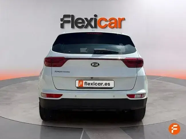 Usado Kia Sportage 132 CV (97 kW) 2018 Blanco SUV