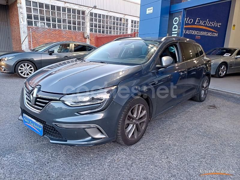 Usado Renault Mégane GT Line GT-Line 130 CV (95 kW) 2016 Gris / plata Familiar