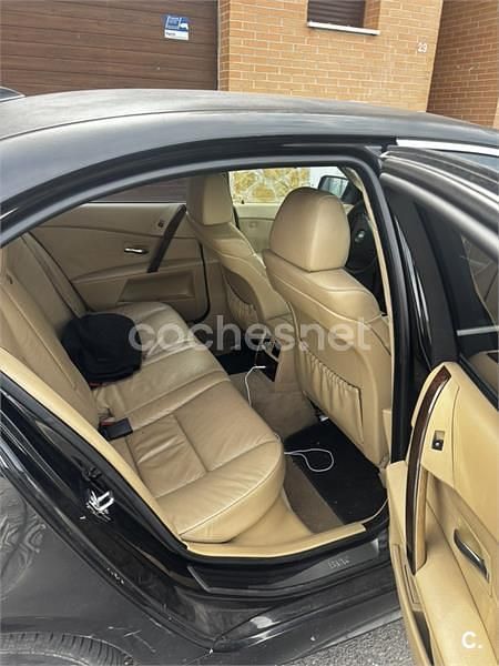 Usado BMW 530 231 CV (169 kW) 2007 Negro Berlina