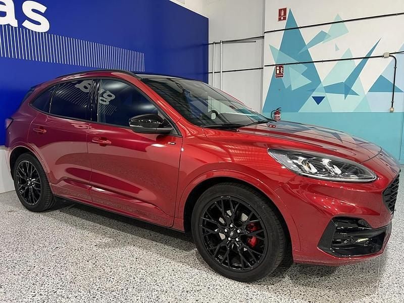 Rojo Usado 2023 Ford Kuga ST-Line X SUV | 28.995 € (Precio justo) - Imagen 1/4