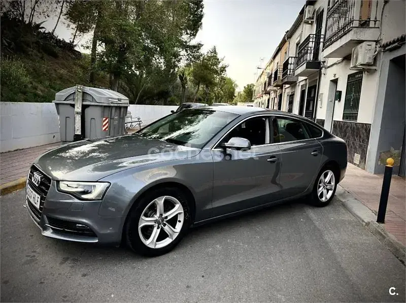 Usado Audi A5 Sportback 143 CV (105 kW) 2012 Gris / plata Utilitario