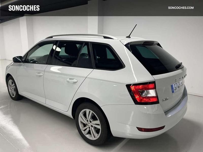 Usado Skoda Fabia Ambition 110 HP (80 kW) 2020 Branco Carrinha