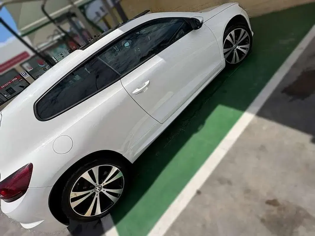 Usado VW Scirocco Edition 140 CV (102 kW) 2012 Blanco Coupe