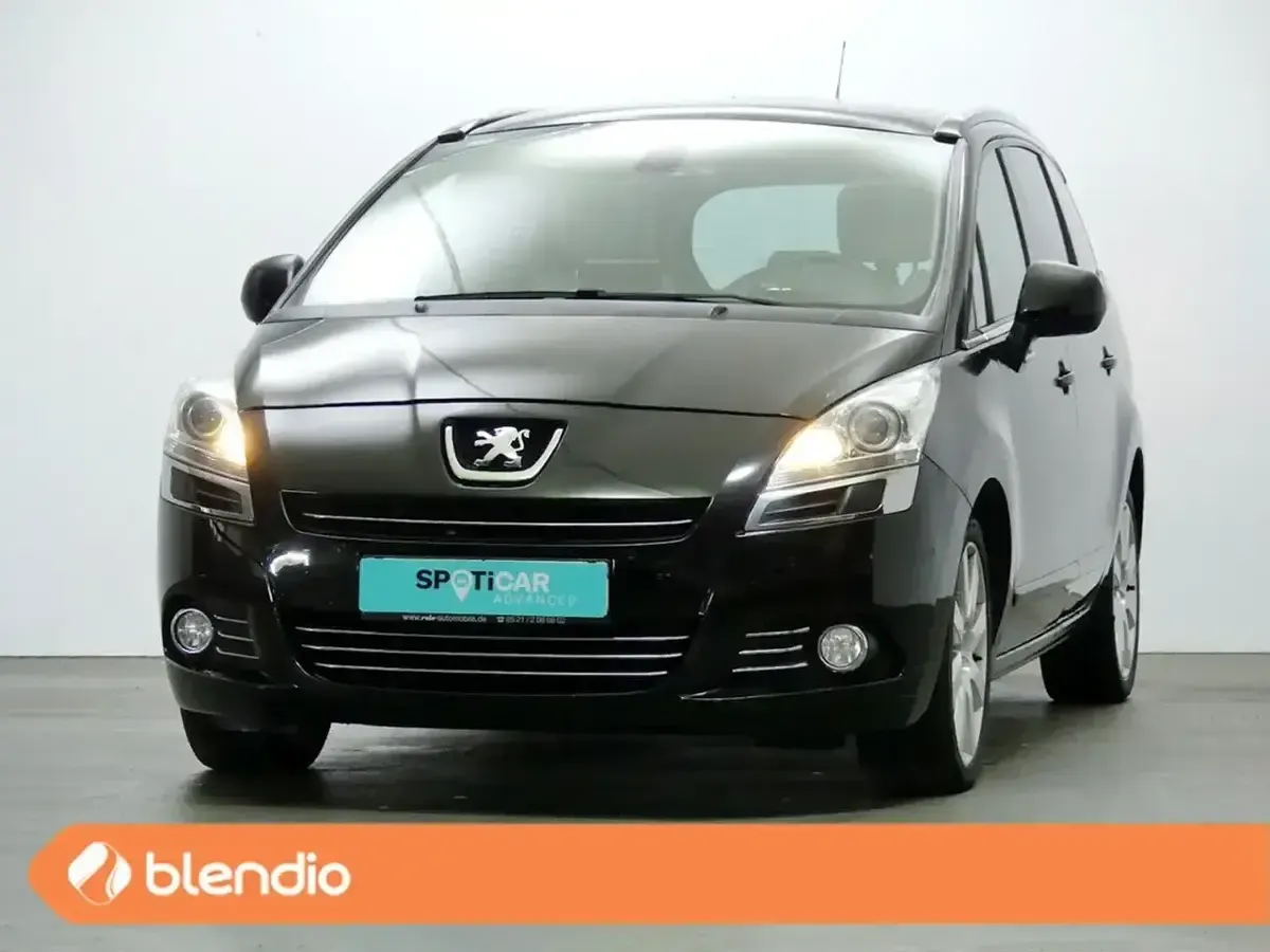 Usado Peugeot 5008 112 CV (82 kW) 2010 Monovolumen