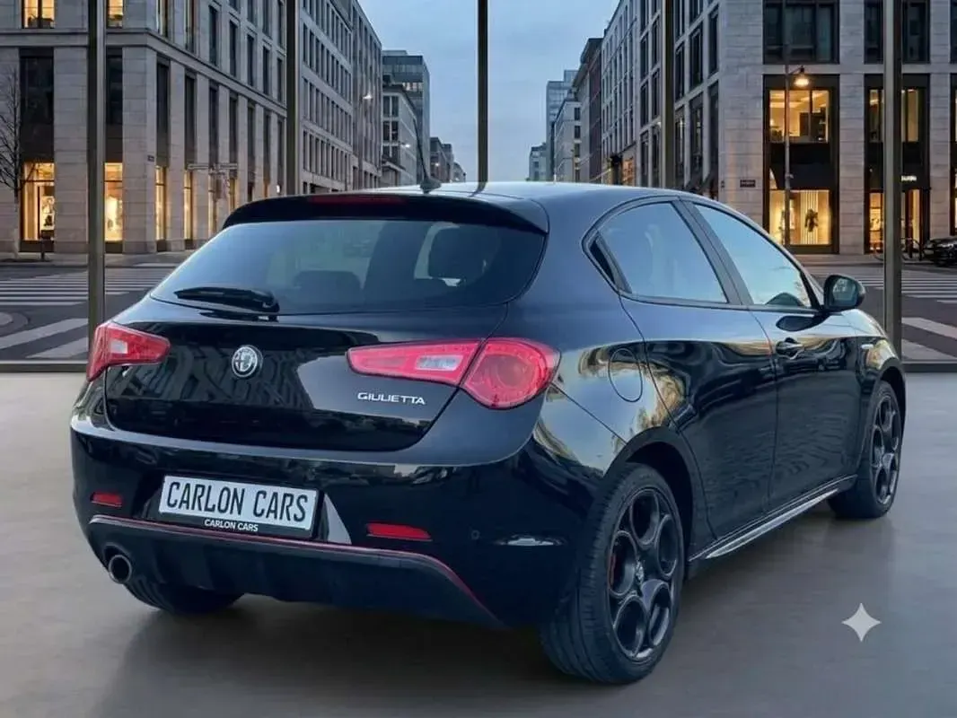 Usado Alfa Romeo Giulietta 120 CV (88 kW) 2020 Negro Utilitario