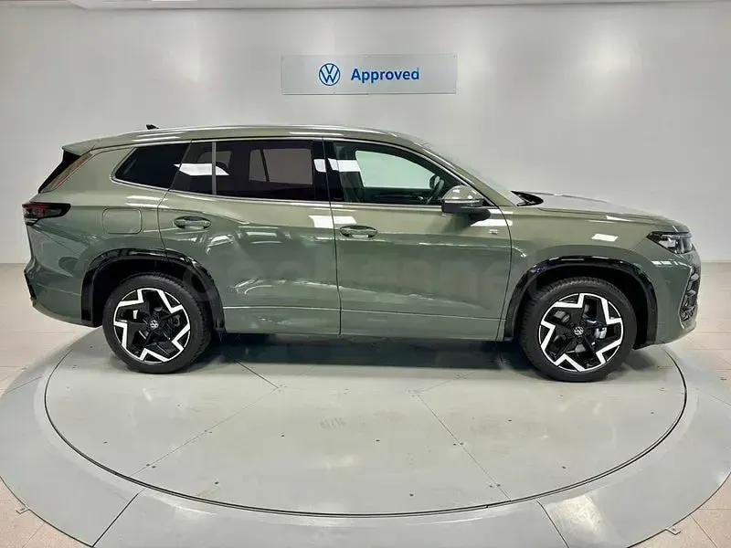 Nuevo VW Tayron R-line 150 CV (110 kW) 2026 Verde SUV