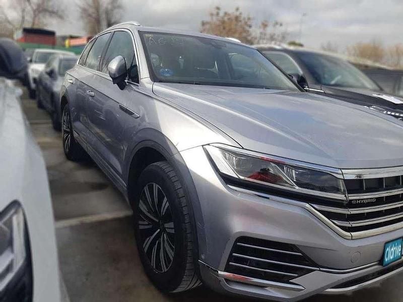 Usado VW Touareg 340 CV (250 kW) 2020 Gris SUV