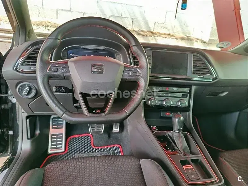 Usado Seat Leon ST FR 150 CV (110 kW) 2019 Negro Familiar