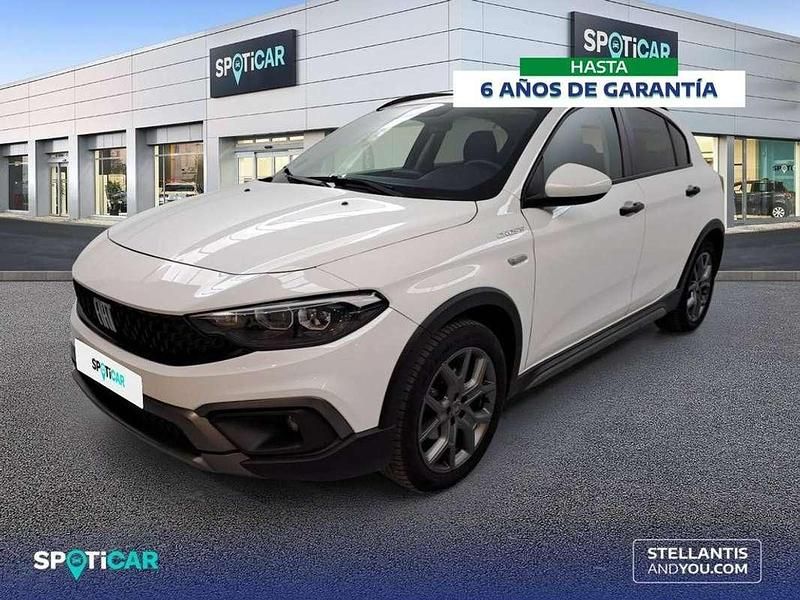 Blanco Usado 2022 Fiat Tipo Cross Berlina | 14.200 € (Precio justo) - Imagen 1/4