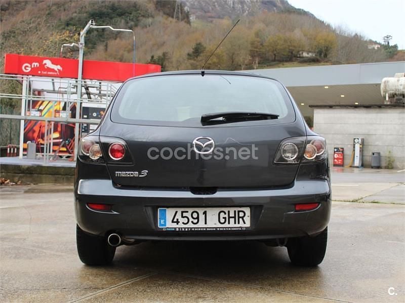 Negro Usado 2008 Mazda 3 Active Berlina | 3599 € (Precio justo) - Imagen 1/4