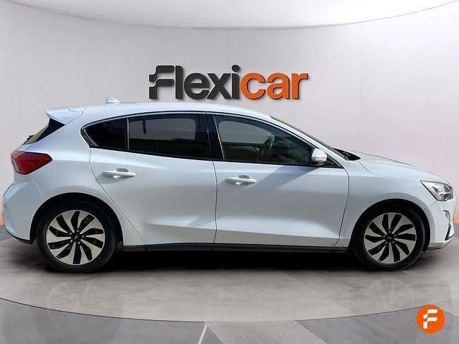 Usado Ford Focus Trend 100 CV (73 kW) 2019 Blanco