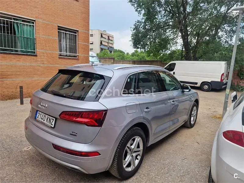Usado Audi Q5 Design 163 CV (119 kW) 2018 Gris / plata SUV