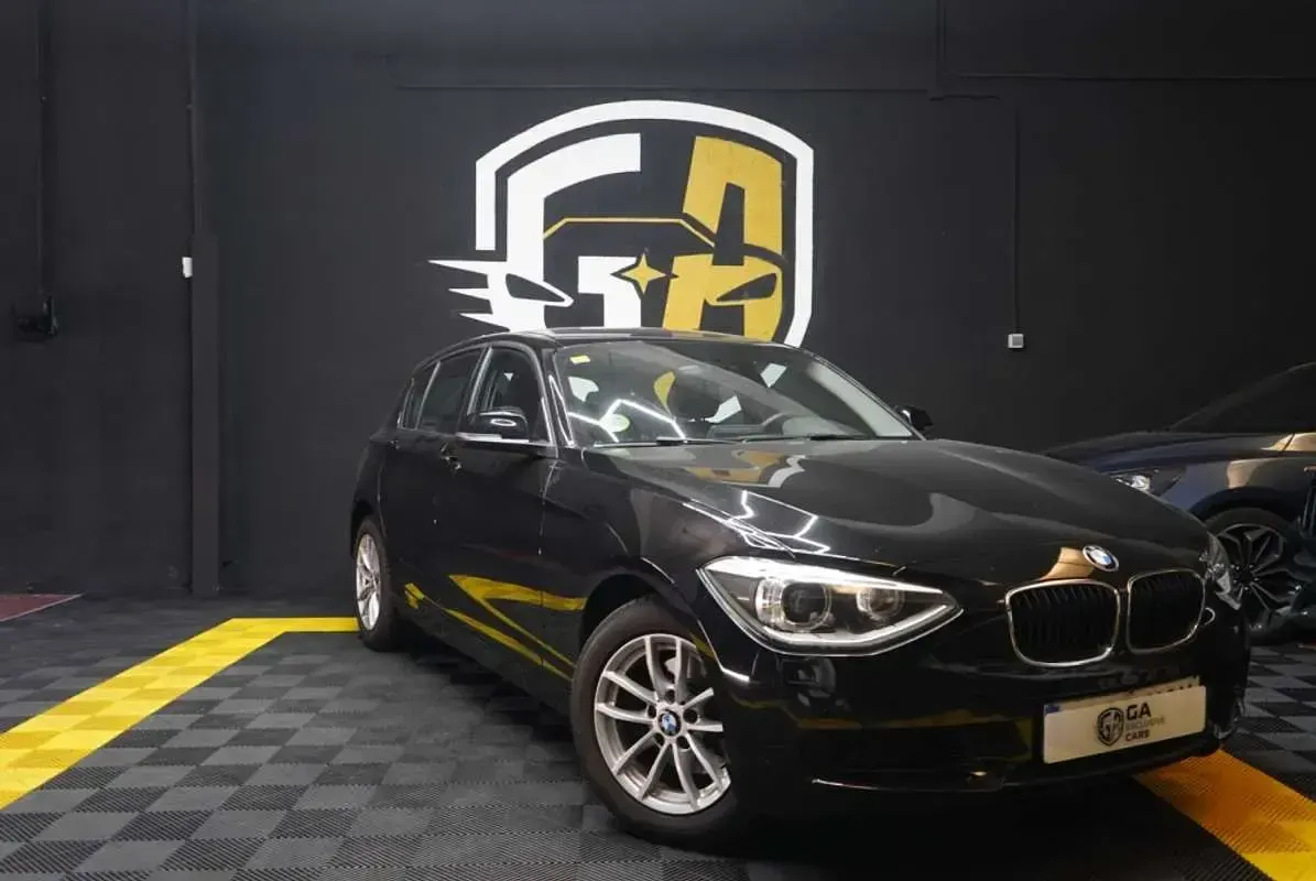 Usado BMW 118 Comfort Edition 170 CV (125 kW) 2014 Negro Utilitario