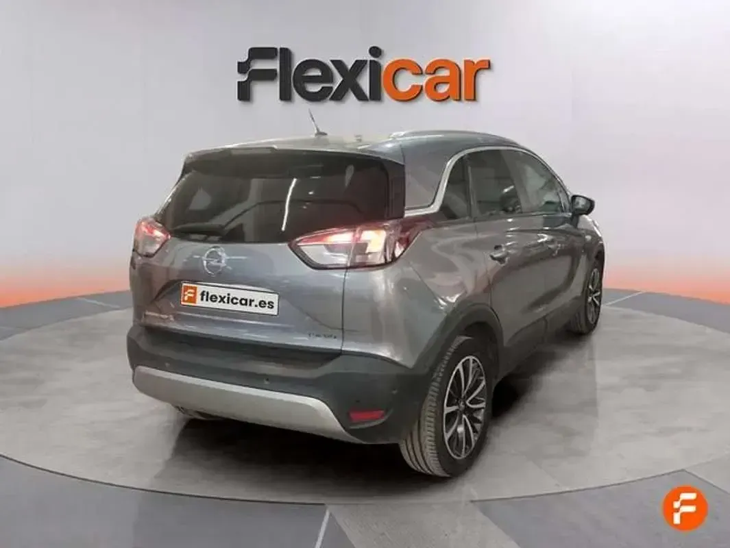 Usado Opel Crossland X Innovation 131 CV (96 kW) 2019 Gris SUV