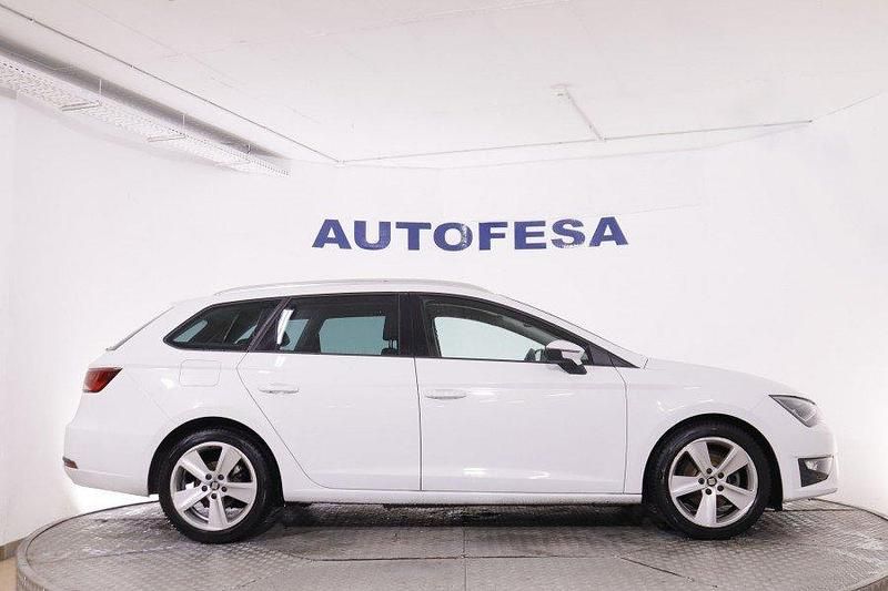 Usado Seat Leon FR 150 CV (110 kW) 2016 Blanco Utilitario