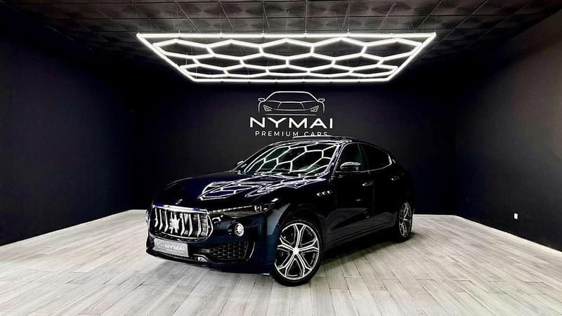 Usado Maserati Levante 350 CV (257 kW) 2021 Azul SUV