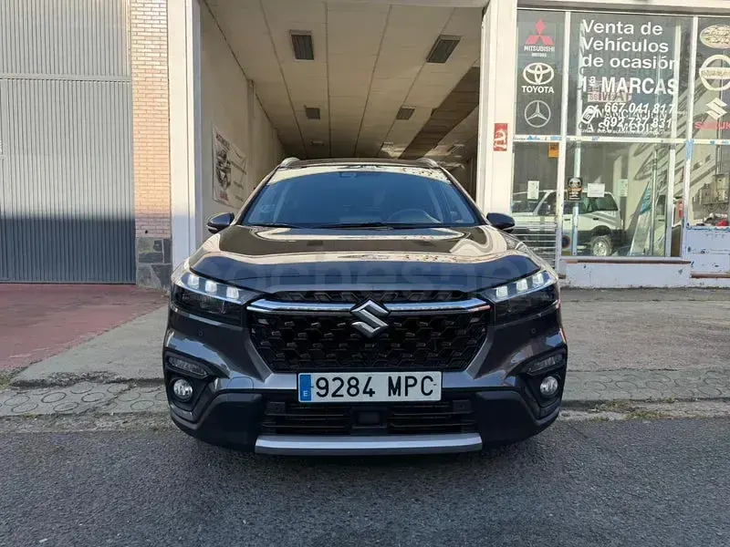 Usado Suzuki SX4 S-Cross 129 CV (94 kW) 2024 Gris / plata SUV