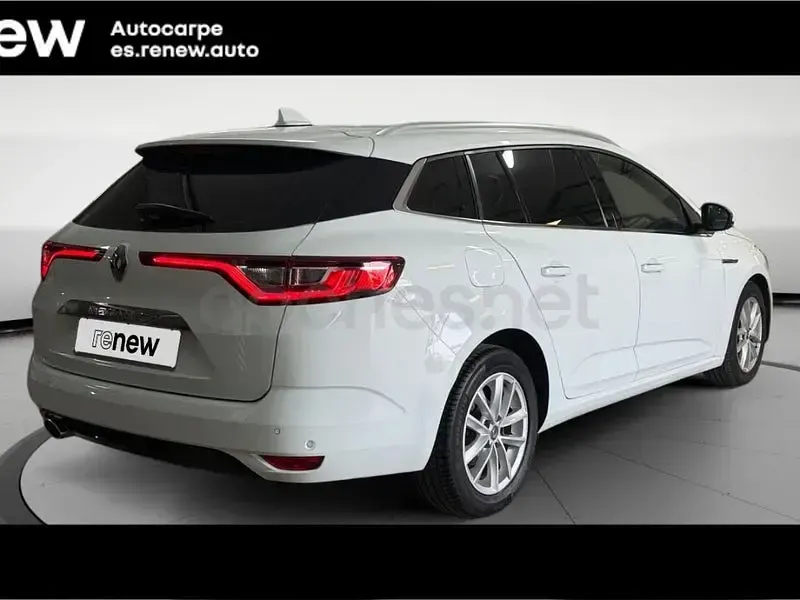 Usado Renault Mégane GrandTour Zen 130 CV (95 kW) 2017 Blanco Familiar