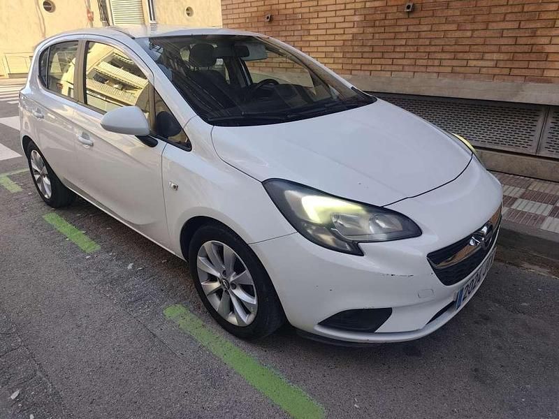 Usado Opel Corsa Color Edition 95 CV (69 kW) 2016 Blanco Utilitario