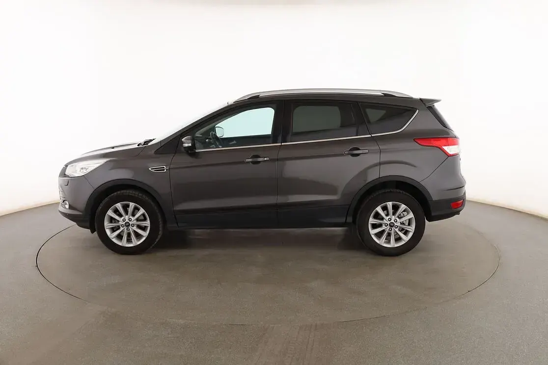 Usado Ford Kuga Titanium 120 CV (88 kW) 2016 Gris SUV
