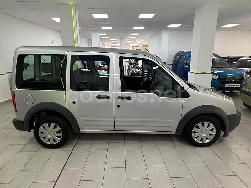 Usado Ford Tourneo Connect Trend 95 CV (69 kW) 2013 Gris / plata Monovolumen