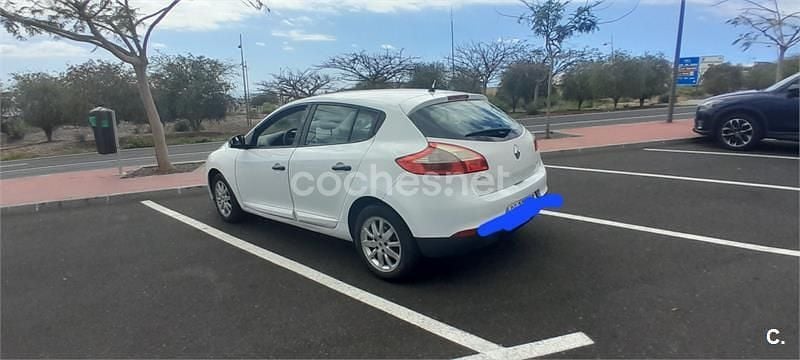 Usado Renault Mégane Extreme 105 CV (77 kW) 2010 Blanco Berlina