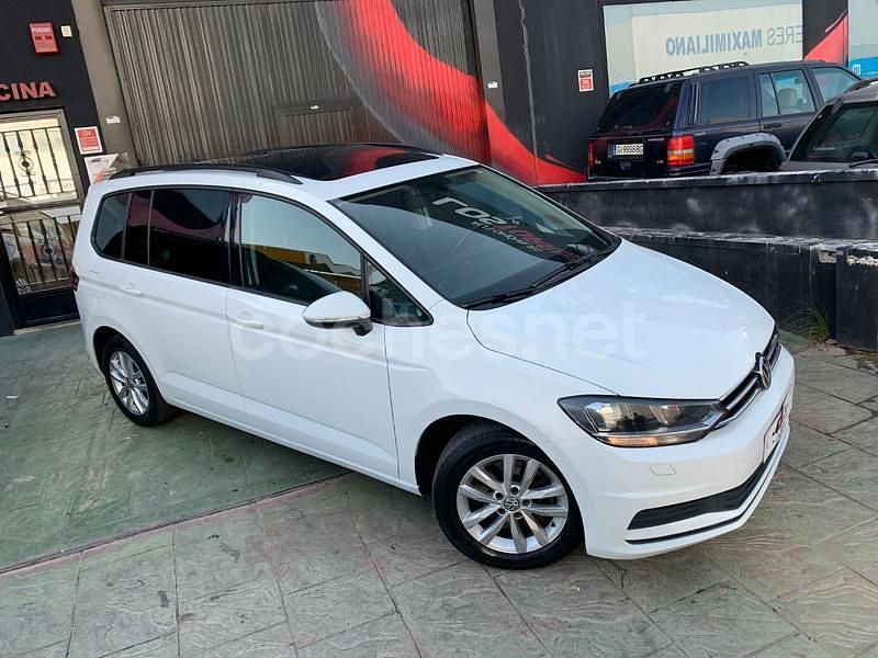 Blanco Usado 2016 VW Touran Edition Monovolumen | 13.999 € (Precio justo) - Imagen 1/4