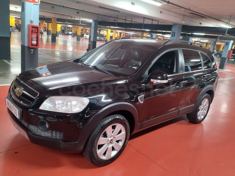 Usado Chevrolet Captiva 150 CV (110 kW) 2007 Negro SUV