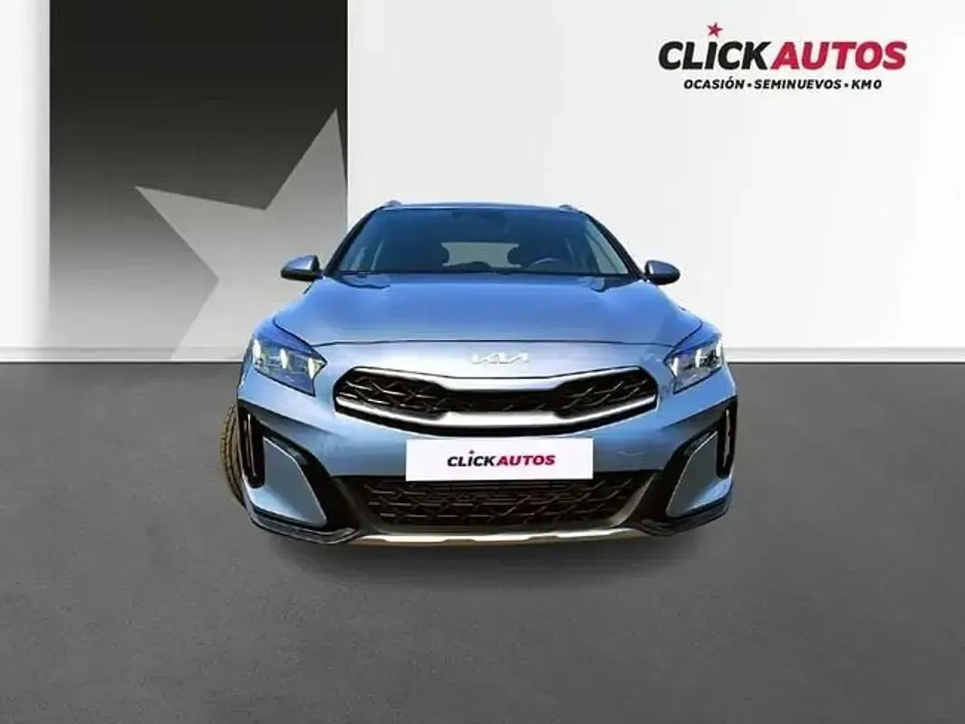 Usado Kia XCeed 101 CV (74 kW) 2024 Plateado SUV