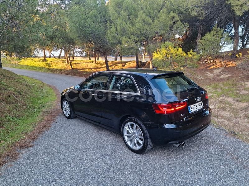 Usado Audi A3 Ambition 150 CV (110 kW) 2013 Negro Berlina