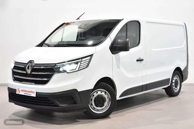 Usado Renault Trafic 131 CV (96 kW) 2023 Blanco Monovolumen