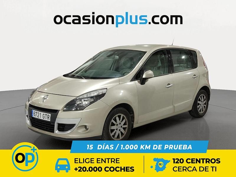 Usado Renault Scénic III Privilege 140 CV (102 kW) 2010 Beige Monovolumen