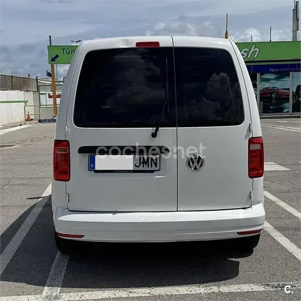 Usado VW Caddy Pro 140 CV (102 kW) 2014 Blanco Monovolumen