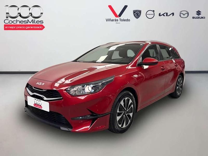 Rojo Usado 2025 Kia Ceed Utilitario | 17.991 € (Precio justo) - Imagen 1/4