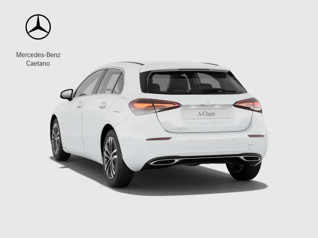 Usado Mercedes A250 218 CV (160 kW) 2025 Blanco Berlina