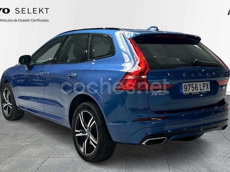 Usado Volvo XC60 R-Design 390 CV (286 kW) 2021 Azul SUV