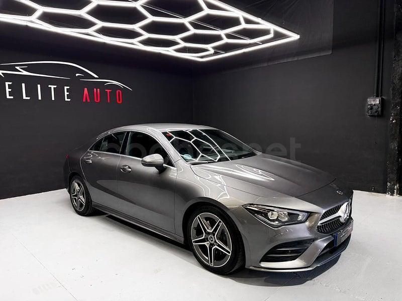 Usado Mercedes CLA200 163 CV (119 kW) 2020 Gris / plata Berlina