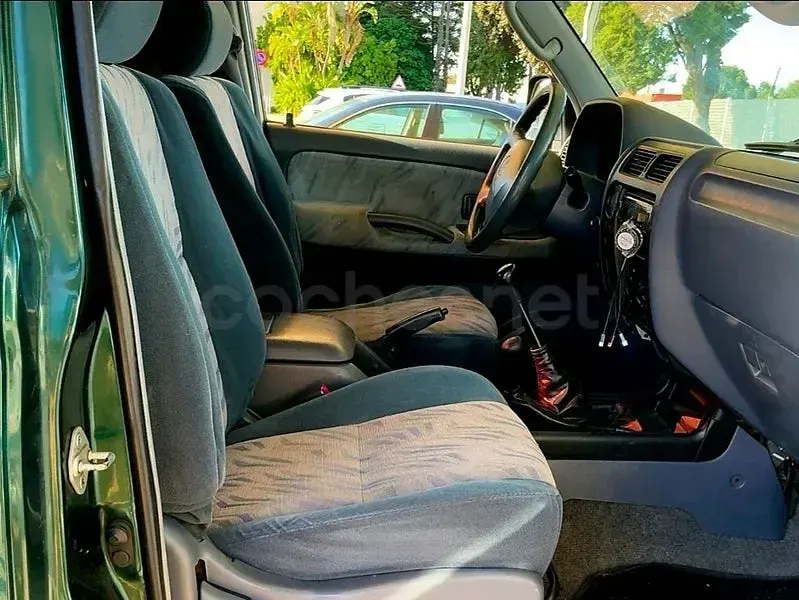 Usado Toyota Land Cruiser 163 CV (119 kW) 2000 Verde SUV