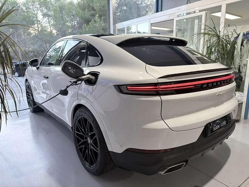 Usado Porsche Cayenne 470 CV (345 kW) 2024 Blanco SUV