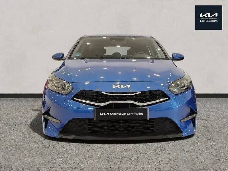 Usado Kia Ceed 100 CV (73 kW) 2022 Azul Utilitario