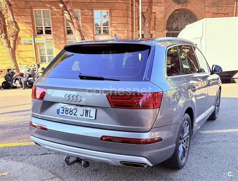 Usado Audi Q7 Sport 272 CV (200 kW) 2017 Gris / plata SUV