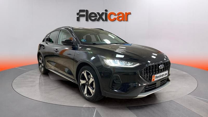 Usado Ford Focus Active 155 CV (114 kW) 2024 Negro Familiar
