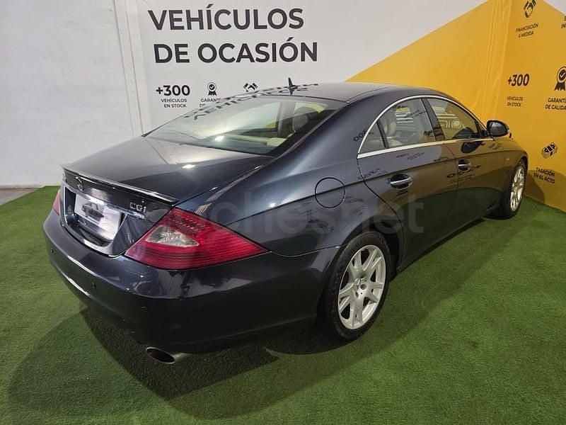 Usado Mercedes CLS350 292 CV (214 kW) 2006 Azul Berlina