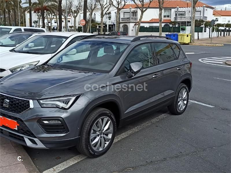 Gris / plata Usado 2023 Seat Ateca Style SUV | 26.800 € (Caro) - Imagen 1/4