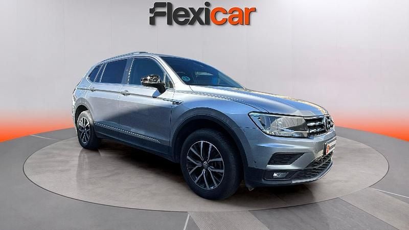 Usado VW Tiguan Allspace Advance 150 CV (110 kW) 2021 Gris SUV