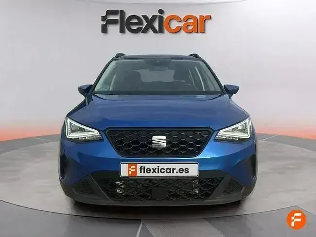 Usado Seat Arona Style 110 CV (80 kW) 2023 Azul SUV