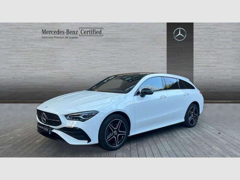 Blanco Usado 2023 Mercedes 250 AMG line Berlina | 40.900 € - Imagen 1/4