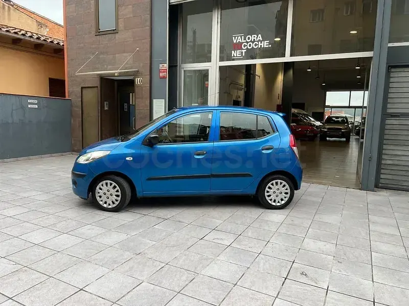 Usado Hyundai i10 Comfort 67 CV (49 kW) 2009 Azul Utilitario