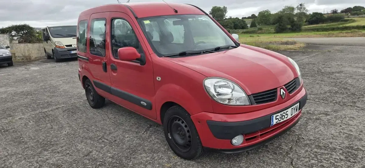 Usado Renault Kangoo 86 CV (63 kW) 2006 Burdeos Van